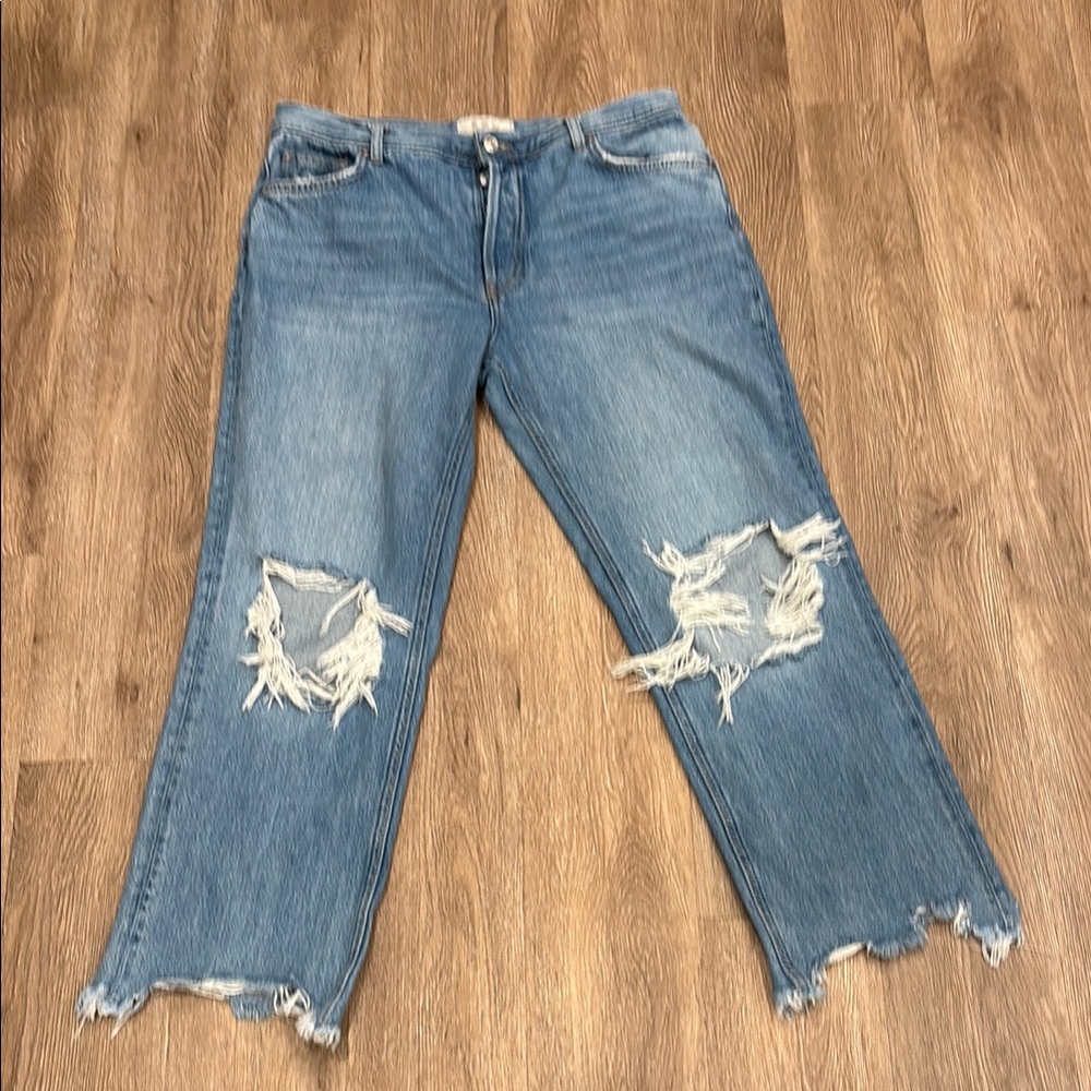 We The Free Jeans. Size 30. - Picture 2 of 9